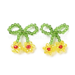 ガラスビーズのペンダント  銅線と  ちょう結び  ∥で∥  花  チャーム  きいろ  25~27x25~28x5~5.5mm  穴：5.5x7.5mm&nbsp;GLAA-C028-08E