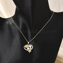 真鍮マイクロパヴェクリアキュービックジルコニアハートとリーフペンダントネックレス（女性用）  304ステンレススチールアズキチェーンとプラスチック模造真珠付き  イオンプレーティング（ip）  ゴールドカラー  15.75インチ（40cm）&nbsp;NJEW-S448-11G