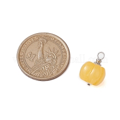 不透明樹脂の野菜ペンダント  304ステンレススチールループ付き秋のカボチャチャーム  きいろ  19x13x13mm  穴：3mm&nbsp;PALLOY-JF02766-02