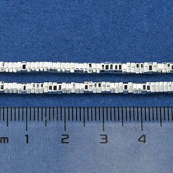 電気めっき合成非磁性ヘマタイト ビーズ 連売り  六角  銀メッキ  3x2.8x1mm  穴：1.2mm  約408個/連  16.06''（40.8センチメートル）&nbsp;G-I360-S01-04