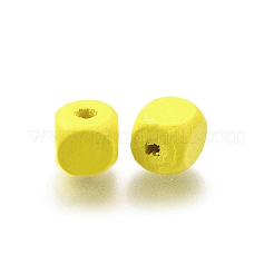 スプレー塗装木製ビーズ  正方形  きいろ  8x8x8mm  穴：2.5~3mm&nbsp;WOOD-P021-01B-27