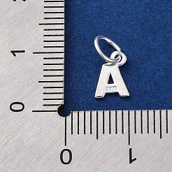 スターリングシルバーの文字チャーム925個  丸カンとスタンプ925個付き  銀色のメッキ  文字a  7.5x5.5x0.8mm  穴：4mm&nbsp;STER-C012-01S-A