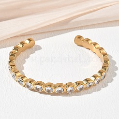 女性用304ステンレススチール＆キュービックジルコニアカフバングル  ゴールドカラー  ラウンド  内径：2.36インチ（6cm）  6.8 mm幅&nbsp;BJEW-T031-01B