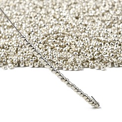 12/0電気めっきガラスシードビーズ  丸穴rocailles  銀メッキ  2x2mm  穴：0.5mm&nbsp;SEED-Q003-S