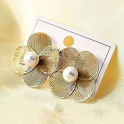 304ステンレススチールプラスチック模造真珠スタッドピアス  花  イオンプレーティング（ip）  ゴールドカラー  26x26mm&nbsp;EJEW-D308-07G