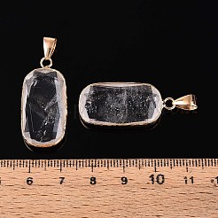天然石クオーツクリスタルペンダント  ロッククリスタルのファセット長方形の宝石チャーム  真鍮製の金具付き  ゴールドカラー  30.5~31.5x14.5~15.5x5.5~6.5mm  穴：7x4mm&nbsp;G-N349-03A-G