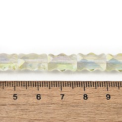 電気メッキガラスビーズセット  長方形  ハーフリアンボウメッキ  多面カット  淡黄色  12.5x8x5.5mm  穴：1.2mm  約32個/連  15.98インチ（40.6cm）&nbsp;EGLA-L045-F-HR02