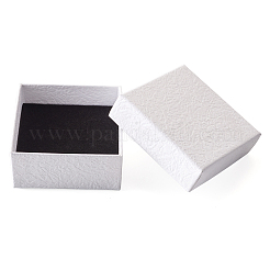 厚紙ギフトボックス  中に黒いスポンジを入れて  正方形  ホワイト  7.5x7.5x3.5cm&nbsp;YS-TAC0001-17B-01