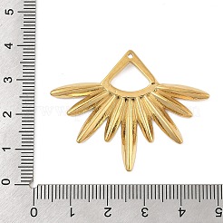 304ステンレスペンダント  葉のチャーム  PVD真空メッキ  18KGP本金メッキ  35x44x2.5mm  穴：1.2mm&nbsp;STAS-P380-30G