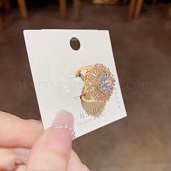 特別な真鍮キュービックジルコニアの指輪  花  透明  内径：16~19mm&nbsp;FS-WG96586-01