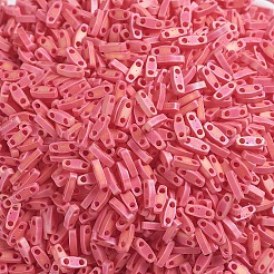 MIYUKIクォーターティラビーズ  日本製シードビーズ  2穴  （qtl408fr）マットな不透明な赤ab  5x1.2x1.9mm  穴：0.7mm&nbsp;SEED-MY05-QTL408FR