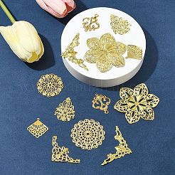 64 個 8 スタイルの鉄フィリグリージョイナー  エッチングされた金属装飾  混合図形  ゴールドカラー  26~59.5x24~56.5x0.5~3mm  穴：1.4~2.8mm  8個/スタイル&nbsp;FIND-FS0003-18