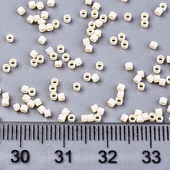 Fgb 11/0グレードaガラスシードビーズ  シリンダー  均一なシードビーズサイズ  焼き付け塗料  古いレース  1.5x1mm  穴：0.5mm  約20000個/袋&nbsp;SEED-S030-1012