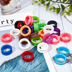 30個15色の柔らかいシリコン製ハサミ型指輪  せん断親指インサート  フィンガーグリッププロテクターリング  コラム  ミックスカラー  26x10mm  内径：20mm  2個/カラー&nbsp;SIL-GF0001-17