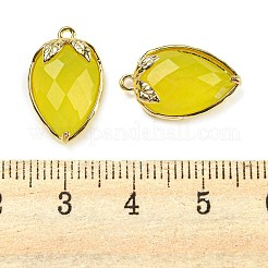天然韓国翡翠ファセットペンダント  ラックメッキ真鍮イチゴチャーム  ゴールドカラー  18x11x5~5.5mm  穴：1.2mm&nbsp;G-M431-06G-10