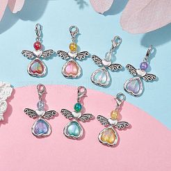 7 個 7 色の天使のアクリルペンダント装飾  合金ペンダントと回転カニカン付き  ミックスカラー  38mm  1pc /カラー&nbsp;HJEW-JM01736-01