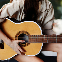 Plastic Guitar Edging Strips&nbsp;OCOR-WH0077-135A