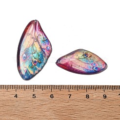 透明エポキシ樹脂製蝶の羽ペンダント4個  金箔＆グリッターパウダー入り  サクランボ色  29.5~39.5x16~20x2.5mm  穴：1.1mm&nbsp;RESI-C057-01A