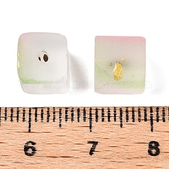 金色のグリッターパウダー入りフロストガラスビーズ  ツートン  キューブ  淡緑色  8x8x8mm  穴：1.5mm  約：130個/ 156 G&nbsp;LS-DGLA-NH001-8mm-01E