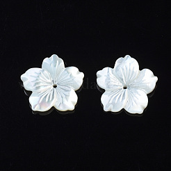 パールシェルビーズの天然な白いシェルマザーオブパール  花  17.5x18x3mm  穴：1mm&nbsp;SSHEL-T014-42C