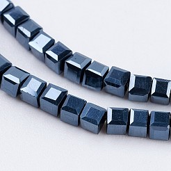電気メッキガラスビーズセット  フルメッキ  多面カット  キューブ  ヘマタイトメッキ  2~2.5x2~2.5x2~2.5mm  穴：0.5mm  約195~200個/連  16.9~17.5インチ（43~44.5cm）&nbsp;EGLA-F121-FP01