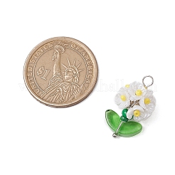 ガラスシードビーズの花のペンダント  樹脂と真鍮の金具付き  ホワイト  25x14x13mm  穴：3x2.5mm&nbsp;X1-PALLOY-MZ00521-02
