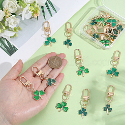 クローバー合金エナメル＆グリッターパウダーペンダントデコレーション20個、4スタイル  回転式ナスカン付き  ゴールドカラー  グリーン  57~58mm  5個/スタイル&nbsp;HJEW-CP00088