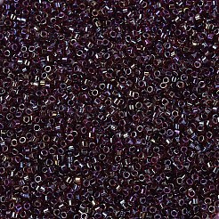 MIYUKIデリカビーズ  シリンダー  日本製シードビーズ  11/0  透明の内側の色の虹  （db0296)が並ぶルビーab  1.3x1.6mm  穴：0.8mm  約100000個/500g&nbsp;SEED-MY11-DB0296
