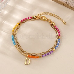304ステンレススチール製レターチャーム二重ブレスレット  女性用樹脂ビーズストレッチブレスレット  ゴールドカラー  文字d  6.50インチ（16.5cm）〜6.69インチ（17cm）&nbsp;VG5038-4