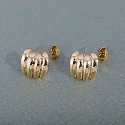 バナナ真鍮スタッドピアス  ゴールドカラー  14.3x13.7mm&nbsp;GV0616