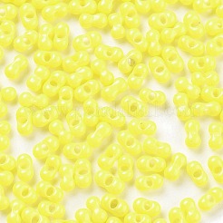 焼付塗装ガラスシードビーズ  ピーナッツ  きいろ  2~2.5x4x2mm  穴：0.8mm  約15000個/ポンド&nbsp;SEED-A033-04I