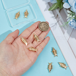 真鍮製ペンダント8個  魚のチャーム  ゴールドカラー  25~25.5x12x6.5mm  穴：1.2~1.4mm&nbsp;KK-BC0015-68G