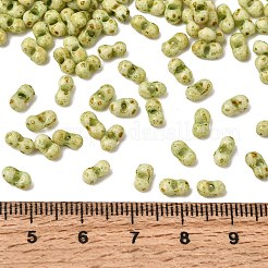不透明なガラスビーズ  ピーナッツ  緑黄  6.5x3.5x2.5~3mm  穴：1mm  約541個/袋&nbsp;GL-CBA31A4-02F
