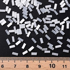 ガラス竹ビーズ  模造キャットアイ  丸い穴  乳白色  3~8x2mm  穴：0.7mm  約450g /ポンド&nbsp;SEED-N005-001-E01