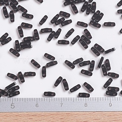 MIYUKIクォーターティラビーズ  日本製シードビーズ  2穴  （qtl401)黒  5x1.2x1.9mm  穴：0.7mm  約24000個/500g&nbsp;SEED-MY05-QTL401