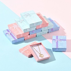 12色の厚紙紙ネックレスボックス3個  ネックレスギフトケース、内側にスポンジとちょう結び付き  長方形  ミックスカラー  5.2x8.2x3cm  4個/カラー&nbsp;CON-FS0001-18