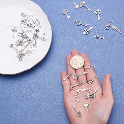 チベット風合金キーペンダント  アンティークシルバー  16~30x16~30x3~4mm  穴：1mm&nbsp;TIBEP-X0001-02-AS