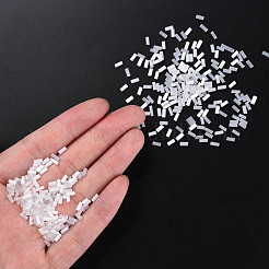 ガラス竹ビーズ  模造キャットアイ  丸い穴  乳白色  3~8x2mm  穴：0.7mm  約450g /ポンド&nbsp;SEED-N005-001-E01