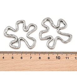 304ステンレススチールリンクリング  透かし彫りの花  ステンレス鋼色  35.5x39x3mm  インナーサイズ：33.5x33.5mm&nbsp;SA-CBAB51A-20P