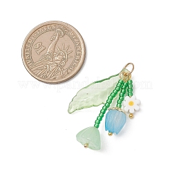 不透明なアクリル製のペンダントが付いたガラス  花のチャーム  ブルー  33mm  丸カン：6x0.7ミリ  内径：4mm。&nbsp;PALLOY-MZ01190-02