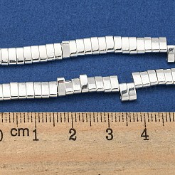 電気めっき合成非磁性ヘマタイト ビーズ 連売り  長方形  2穴  銀メッキ  2x5x2mm  穴：0.8mm  約198個/連  15.91''（40.4センチメートル）&nbsp;G-I360-B02-04