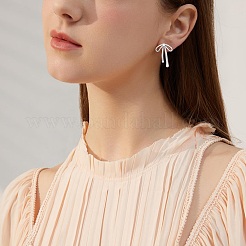 女性用蝶結び真鍮クリアキュービックジルコニアスタッドピアス1組  プラチナ  22x16mm&nbsp;EJEW-SZ0002-05P