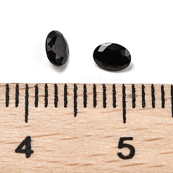 ファセット加工された天然スピネルカボション  後ろ向き  楕円形  4x3x2mm&nbsp;G-I295-05C-16B-03