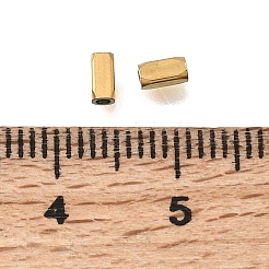304ステンレススチールビーズ  イオンプレーティング（ip）  直方体の  18KGP本金メッキ  4x2x2mm  穴：1.2mm&nbsp;STAS-L315-022G