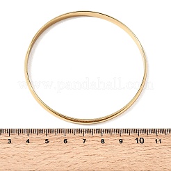 304ステンレススチール製プレーンバングル（女性・男性用）  イオンプレーティング（ip）  長持ちメッキ  ゴールドカラー  内径：2.56インチ（6.5cm）&nbsp;BJEW-Z167-01G-02