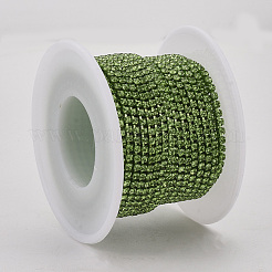 電気泳動鉄ラインストーンストラスチェーン  ラインストーンカップチェーン  スプールで  ペリドット  ss12  3~3.2mm  約10ヤード/ロール&nbsp;CHC-Q009-SS12-B06
