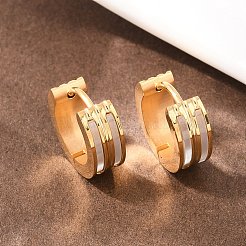 ストライプ柄 304 ステンレススチール シェルフープピアス（女性用）  316サージカルステンレススチール製耳ピン付き  イオンプレーティング（ip）  ゴールドカラー  13x5mm&nbsp;EJEW-L307-11G
