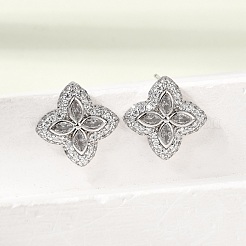 真鍮製マイクロパヴェキュービックジルコニアスタッドピアス  パヴェクラスターイヤリング  花  鉛フリー＆カドミウムフリー  ラックめっき  長持ちメッキ  プラチナ  透明  15.5x15.5mm&nbsp;KK-CBA8324-25P-02