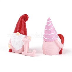 クリスマスミニレジンシミュレーション  愛という言葉を持つノーム  小道具の装飾を装ったドールハウスアクセサリー用  ミックスカラー  28~30x15.5~23x14.5~20mm&nbsp;RESI-T061-14M