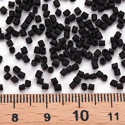 ガラス竹ビーズ  つや消し色  ブラック  2.5~3x2mm  穴：0.9mm  約15000個/ポンド&nbsp;SEED-S032-15A-M49